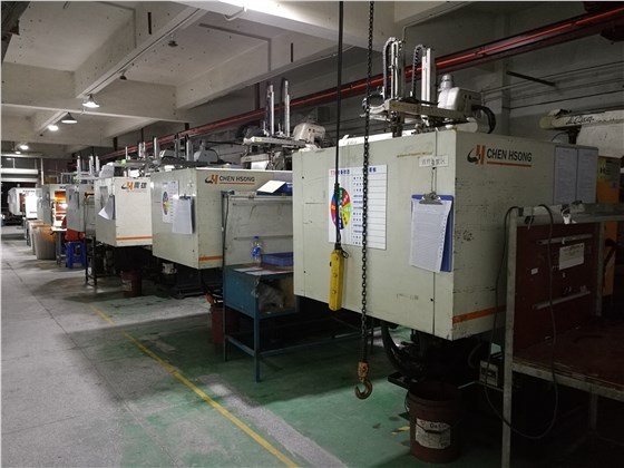 博腾纳的注塑机 博腾纳的注塑机