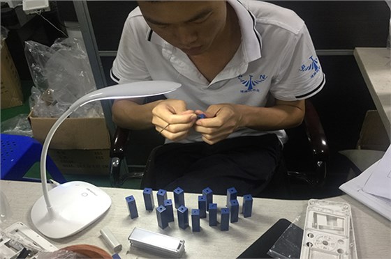 蓝牙耳机安博（中国）厂——博腾纳更愿倾心为您服务