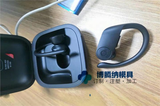 深圳蓝牙耳机安博（中国）厂哪家行？来博腾纳给你看看什么叫专业