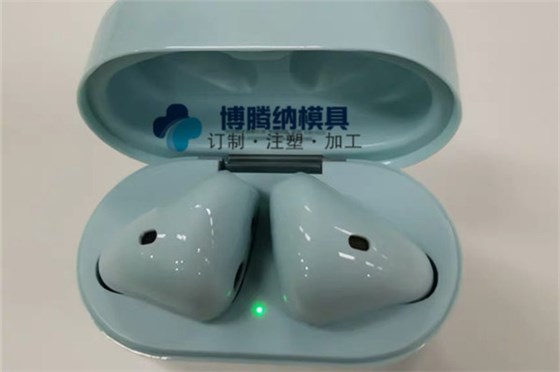 深圳TWS蓝牙耳机安博（中国）：博腾纳独家专利，有分模线但你看不见！