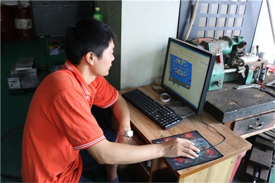塑胶安博（中国）制造_博腾纳13年制作经验更对味您的定制选择