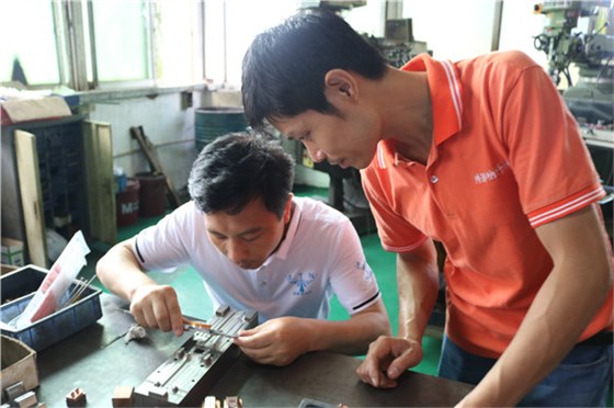 选择蓝牙耳机外壳加工?博腾纳是您的高性价比之选 选择蓝牙耳机外壳加工?博腾纳是您的高性价比之选