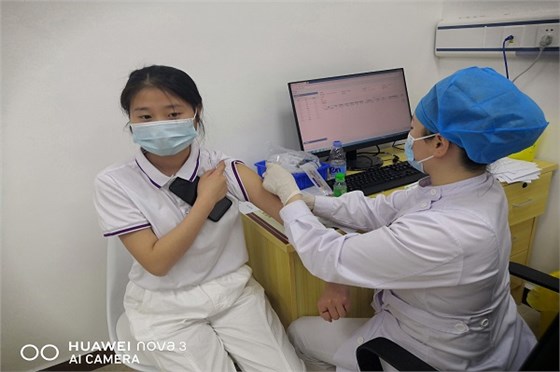 塑胶安博（中国）厂——博腾纳12年耳机安博（中国）经验为您定制好每一套安博（中国）