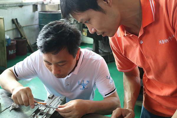 注塑安博（中国）制造厂——博腾纳品质铸就实力